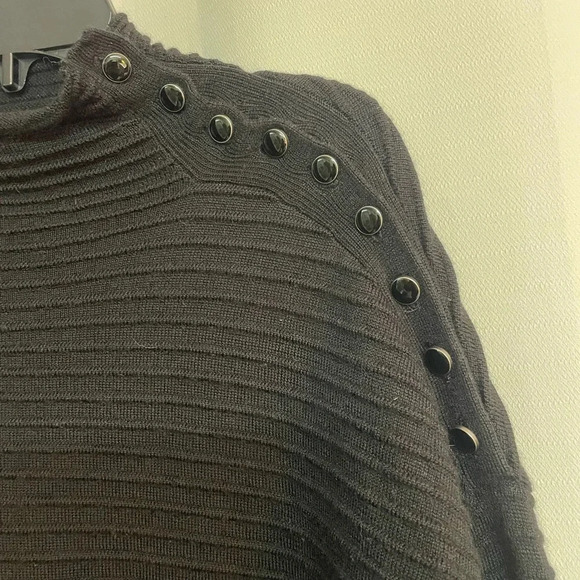 Tahar black tunic sweater size small - Picture 3 of 8